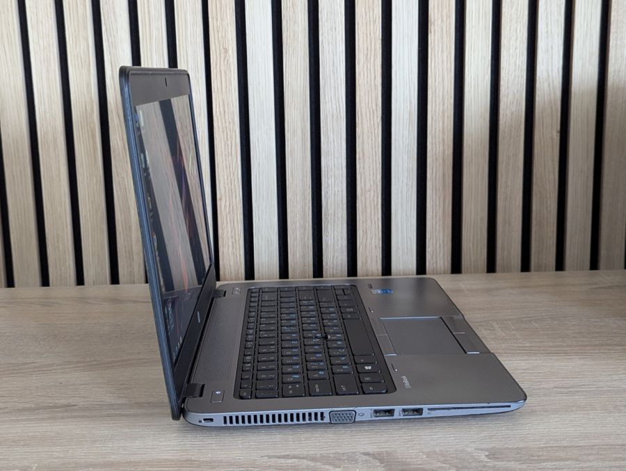 Уцінка! Ноутбук Б/В HP EliteBook 840 G2, Intel Core i7-5500U, DDR3 8 GB, SSD 128GB, 14" Full HD