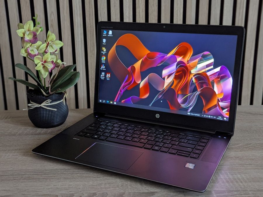 Ноутбук Б/В HP ZBook Studio G3, Intel Core i7-6700HQ, DDR4, SSD 256GB, NVIDIA Quadro M1000M, 15.6" Full HD