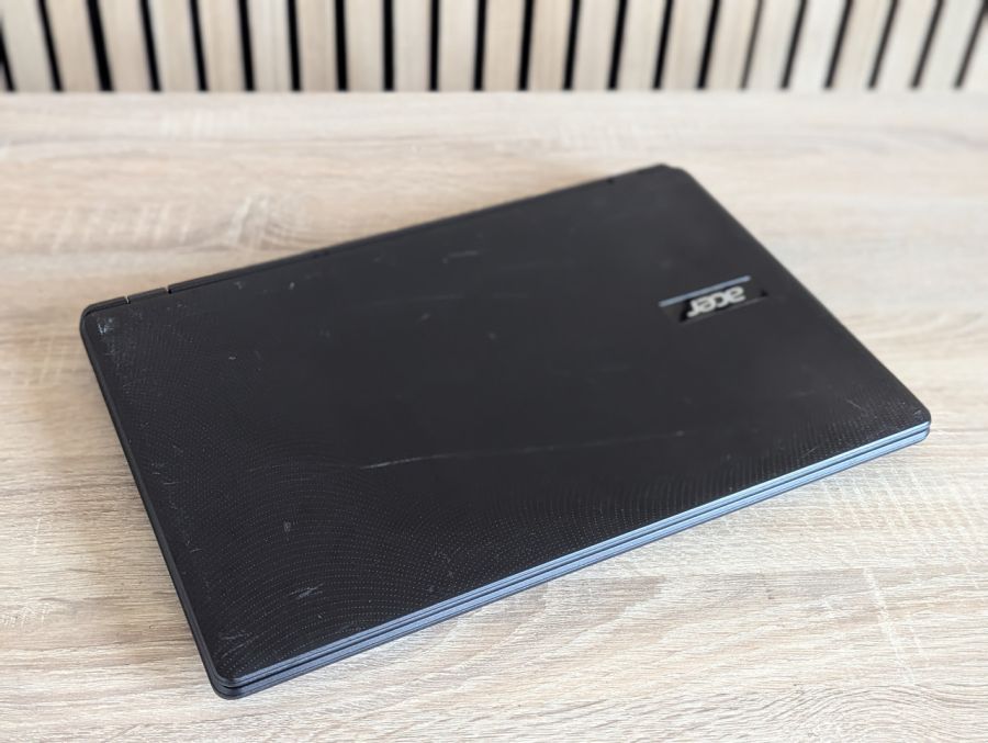 Уцінка! Ноутбук Б/В Acer Aspire ES1-571, Intel Core i5-4200U, DDR3 8 GB, SSD 128GB, 15.6" HD