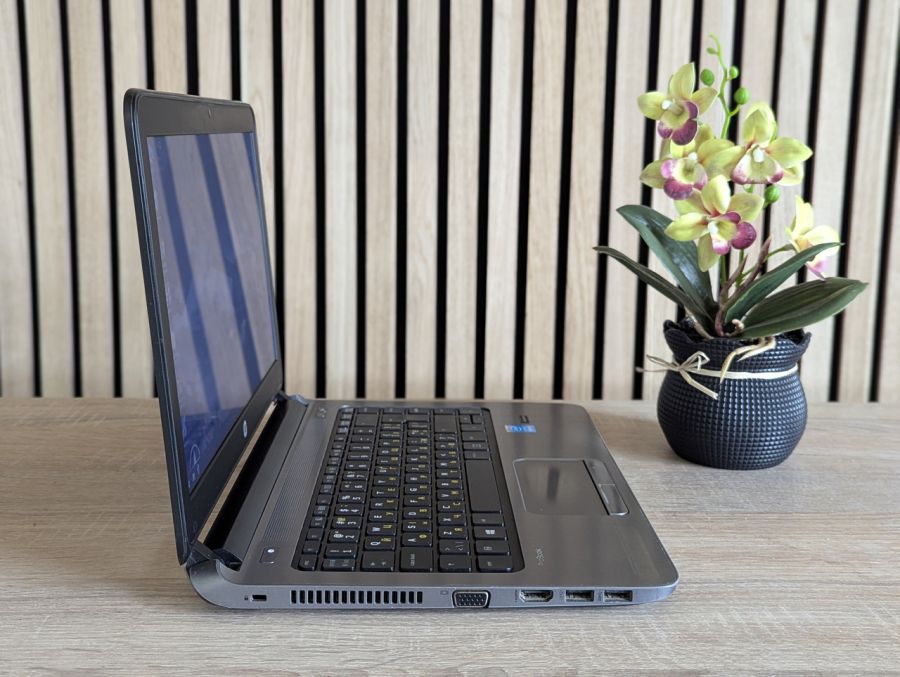 Уцінка! Ноутбук Б/В HP ProBook 430 G2, Intel Core i5-5200U, DDR3 8 GB, SSD 128GB, 12.5" HD