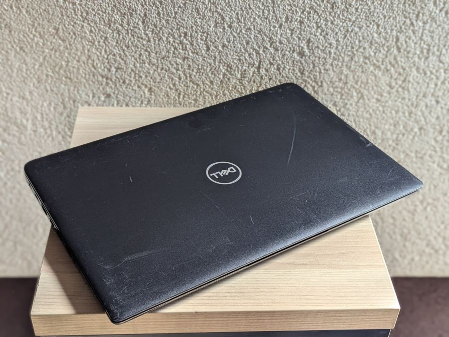 Уцінка! Ноутбук Б/В Dell Latitude 3500, Intel Core i5-8265U, DDR4 8 GB, SSD 128GB, 15.6" Full HD