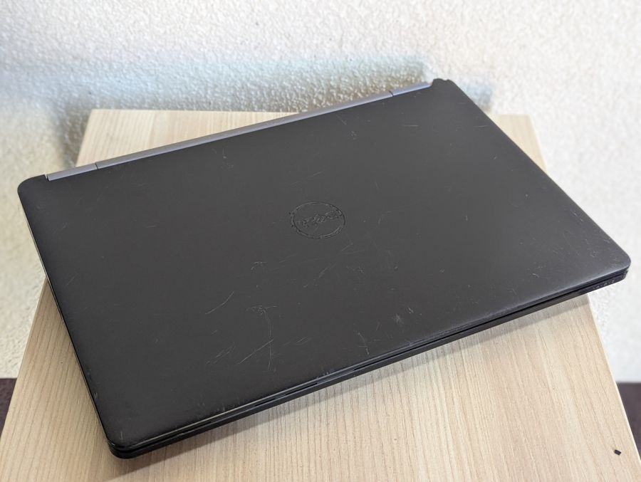 Уцінка! Ноутбук Б/В Dell Latitude E5470, Intel Core i5-6300U, DDR4 8 GB, SSD 180GB, 14" HD