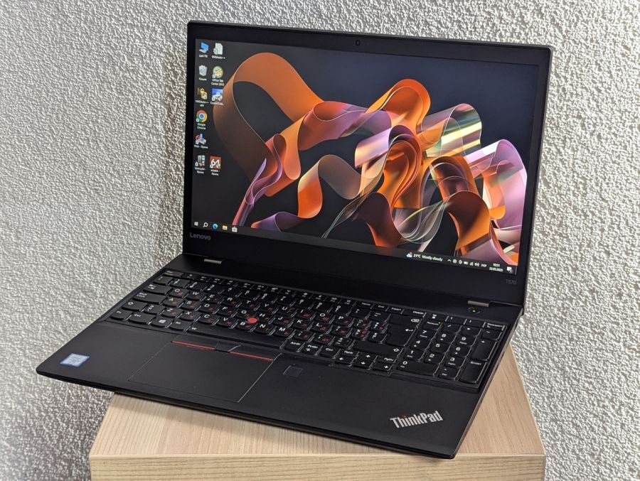 Ноутбук Б/В Lenovo ThinkPad T570, Intel Core i5-7300U, DDR4 8 GB, SSD 128GB, 15.6" Full HD