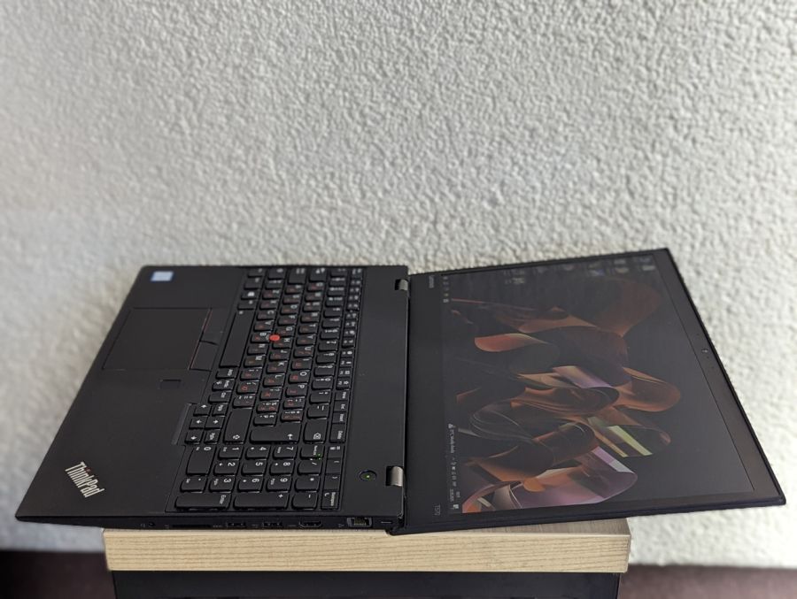 Ноутбук Б/В Lenovo ThinkPad T570, Intel Core i5-7300U, DDR4 8 GB, SSD 128GB, 15.6" Full HD