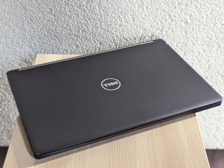 Уцінка! Ноутбук Б/В Dell Latitude 5580, Intel Core i5-6440HQ, DDR4 8 GB, SSD 128GB, 15.6" Full HD