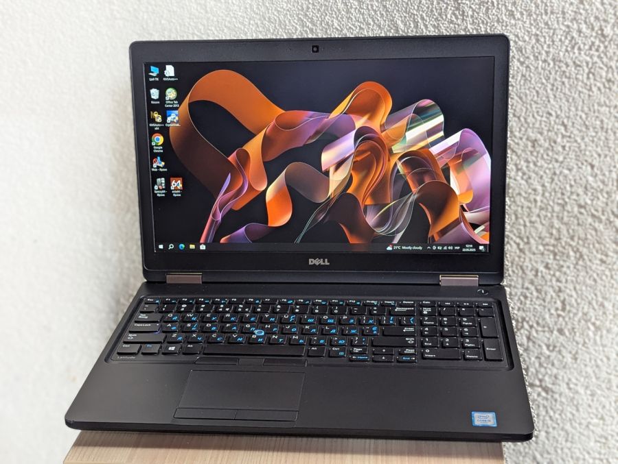 Уцінка! Ноутбук Б/В Dell Latitude 5580, Intel Core i5-6440HQ, DDR4 8 GB, SSD 128GB, 15.6" Full HD