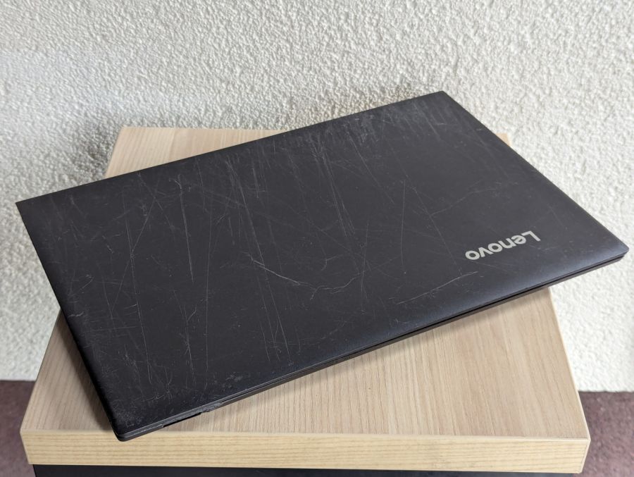 Уцінка! Ноутбук Б/В Lenovo V110, Intel Core i3-6006U, DDR4 8 GB, SSD 128GB, 15.6" Full HD