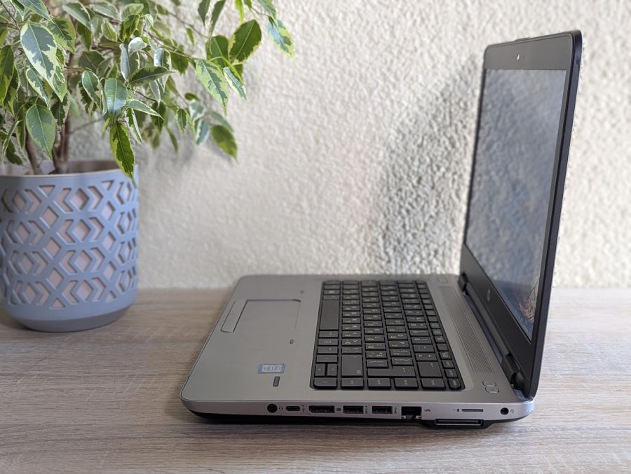 Уцінка! Ноутбук Б/В HP ProBook 640 G2, Intel Core i5-6200U, DDR4 8 GB, SSD 128GB, 14" Full HD