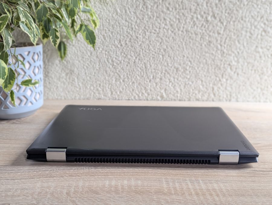 Ноутбук Б/В Lenovo Yoga 510, Intel Core i7-6500U, DDR4 8 GB, SSD 256GB, AMD Radeon R5 M330, 14" Full HD Сенсор