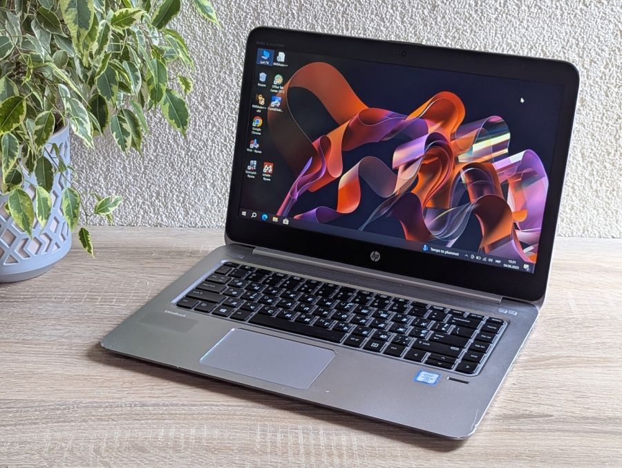 Уцінка! Ноутбук Б/В HP Folio EliteBook 1040 G3, Intel Core i5-6300U, DDR4 8 GB, SSD 128GB, 14" Full HD