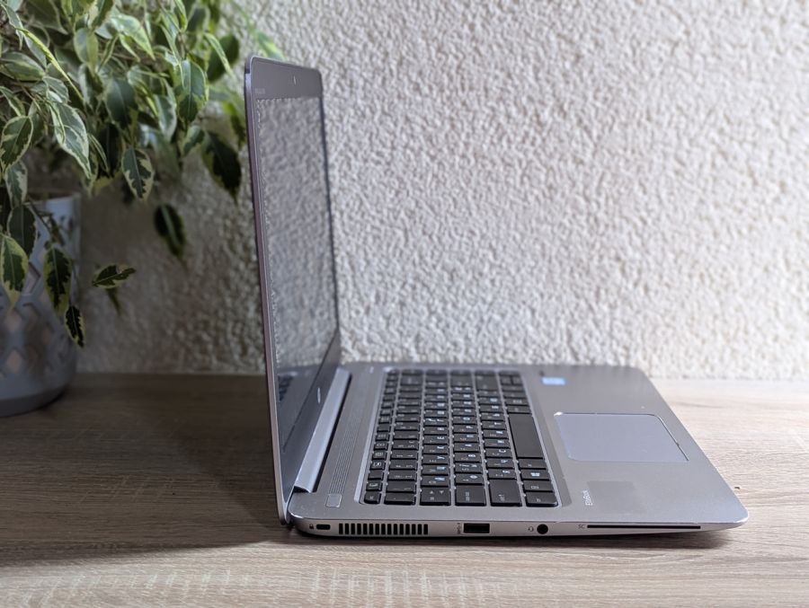 Уцінка! Ноутбук Б/В HP Folio EliteBook 1040 G3, Intel Core i5-6300U, DDR4 8 GB, SSD 128GB, 14" Full HD