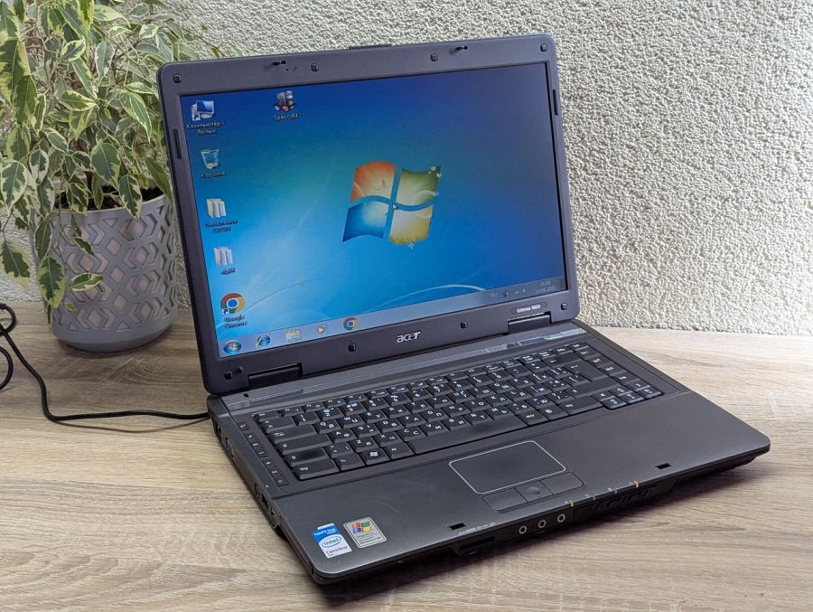 Уцінка! Ноутбук Б/В Acer Extensa 5620, Intel Core 2 Duo T5250, DDR2 3 GB, SSD 128GB, Intel Standard VGA Graphics Adapter, 15.6"