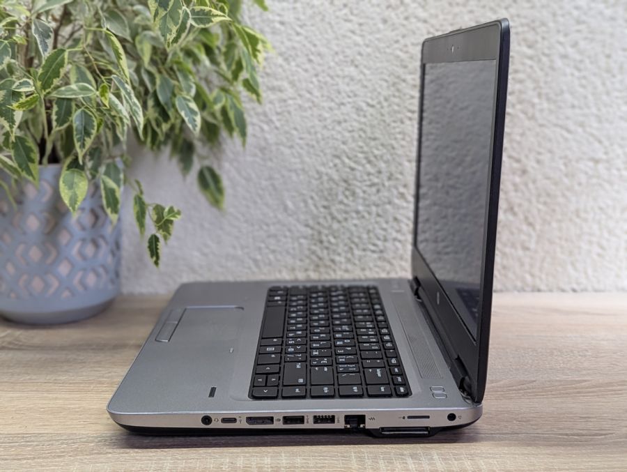 Уцінка! Ноутбук Б/В HP ProBook 640 G2, Intel Core i5-6200U, DDR4 8 GB, SSD 128GB, 14" Full HD