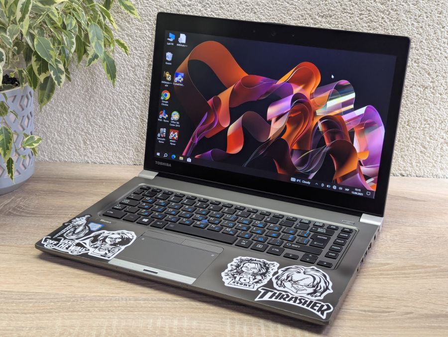 Ноутбук Б/В Toshiba Tecra Z40T-C, Intel Core i5-6300U, DDR3 8 GB, SSD 128GB, 14" Full HD Сенсор [ProductHub SKU T112]