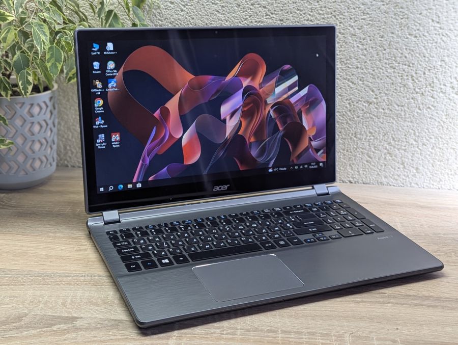 Уцінка! Ноутбук Б/В Acer Aspire V5-552P, AMD A10-5757M, DDR3 8 GB, SSD 128GB, AMD Radeon HD 8650G, 15.6" Сенсор