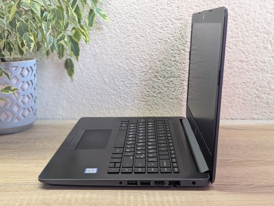 Уцінка! Ноутбук Б/В HP Laptopower 14, Intel Core i3-7020U, DDR4 8 GB, SSD 128GB, 14" HD