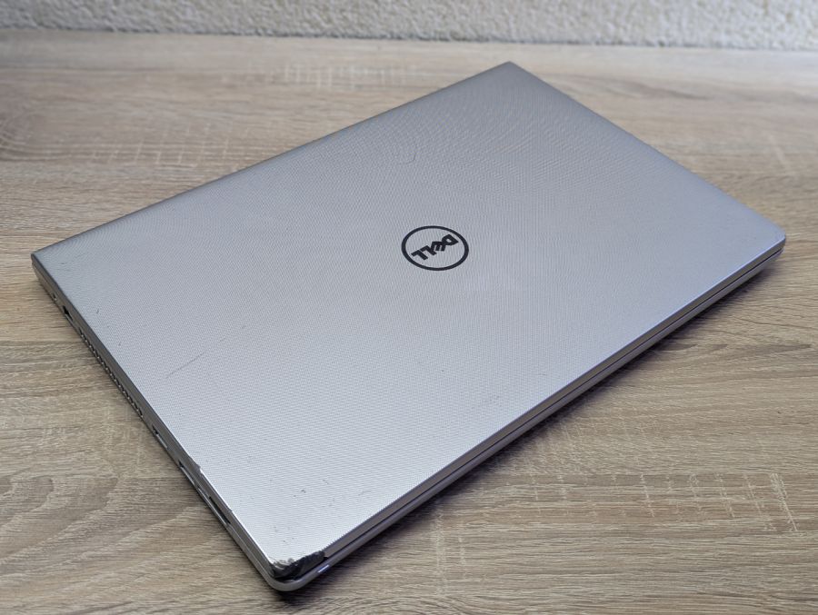 Уцінка! Ноутбук Б/В Dell Inspiron 5558, Intel Core i3-4005U, DDR3 8 GB, SSD 128GB, Intel Microsoft Basic Display, 15.6"
