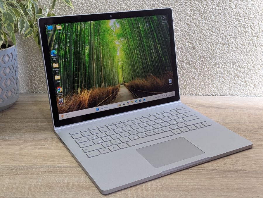 Ноутбук Б/В Microsoft Surface Book 2, Intel Core i7-8652U, DDR4 16 GB, SSD 500GB, NVIDIA GeForce GTX 1050 2Gb, 14" Full HD Сенсор