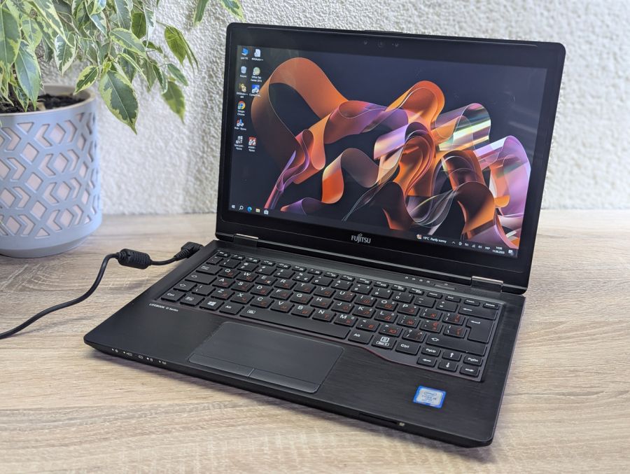 Уцінка! Ноутбук Б/В Fujitsu LifeBook U728, Intel Core i5-8350U, DDR4 8 GB, SSD 128GB, 12" Full HD Сенсор