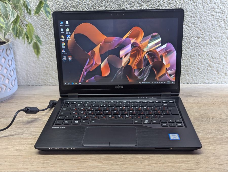 Уцінка! Ноутбук Б/В Fujitsu LifeBook U728, Intel Core i5-8350U, DDR4 8 GB, SSD 128GB, 12" Full HD Сенсор