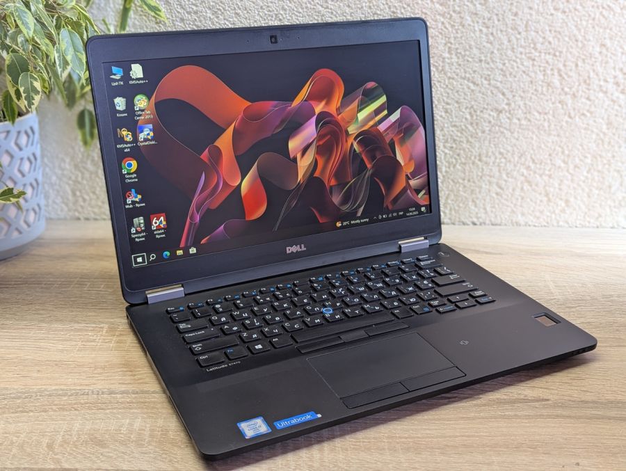 Ноутбук Б/В Dell Latitude E7470, Intel Core i7-6600U, DDR4 16 GB, SSD 256GB, 14" Full HD