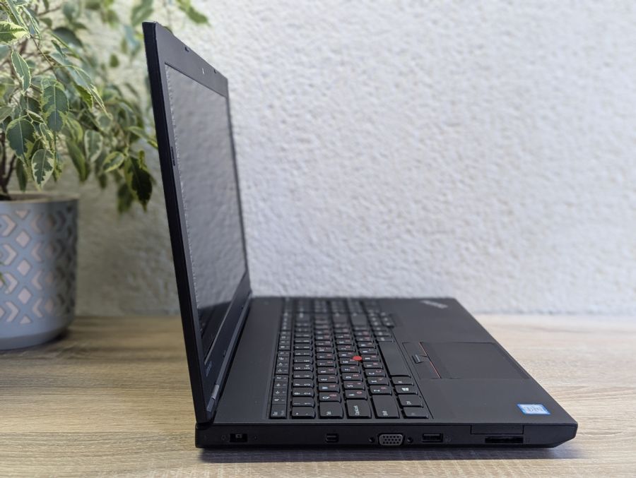 Уцінка! Ноутбук Б/В Lenovo ThinkPad L570, Intel Core i7-7600U, DDR4 16 GB, SSD 256GB, 15.6" Full HD