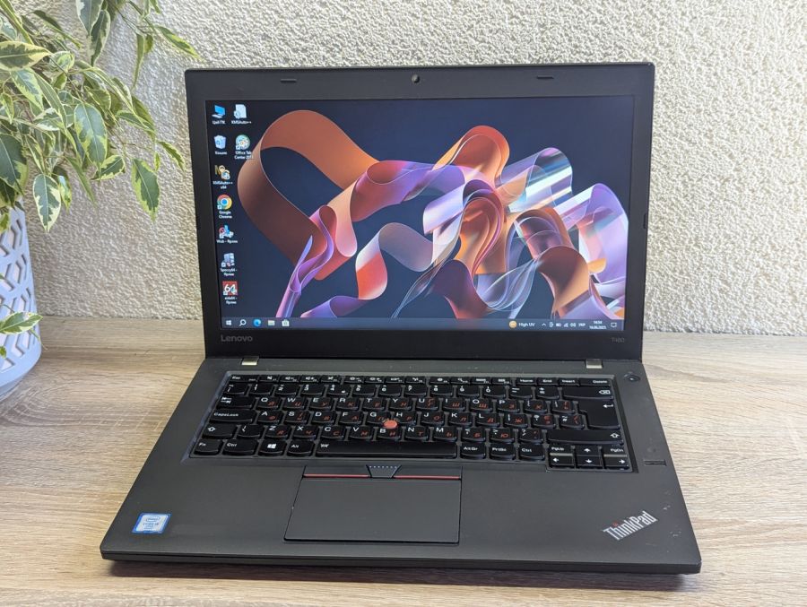 Уцінка! Ноутбук Б/В Lenovo ThinkPad T460, Intel Core i5-6300U, DDR3 8 GB, SSD 128GB, 14" HD