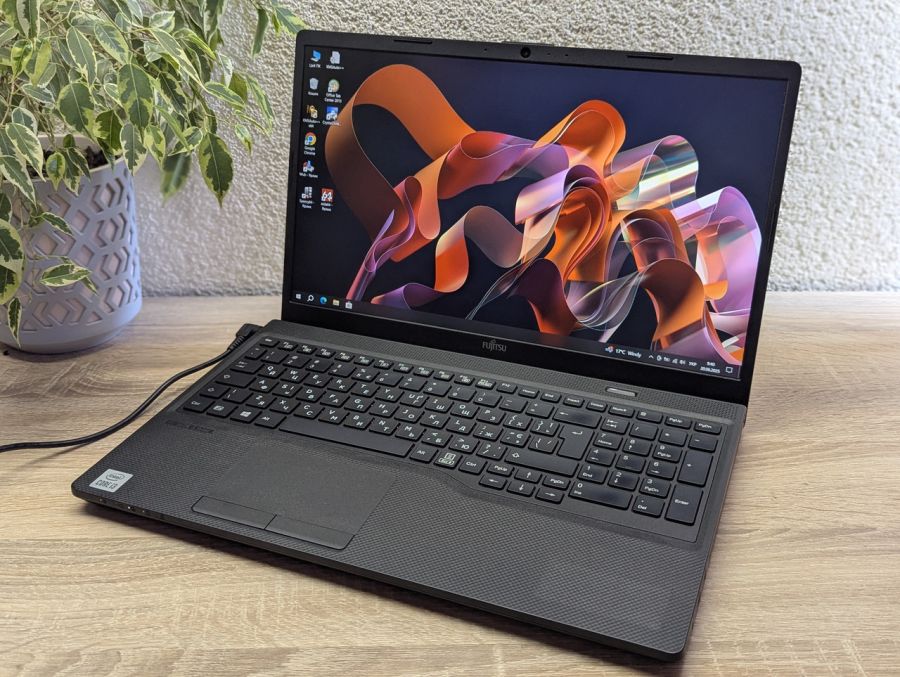 Уцінка! Ноутбук Б/В Fujitsu LifeBook A3510, Intel Core i3-1005G1, DDR4 16 GB, SSD 256GB, 15.6" Full HD