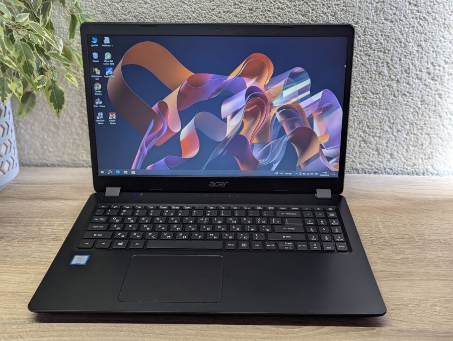Уцінка! Ноутбук Б/В Acer Aspire A315-54, Intel Core i5-8265U, DDR4 12 GB, SSD 256GB, 15.6" Full HD