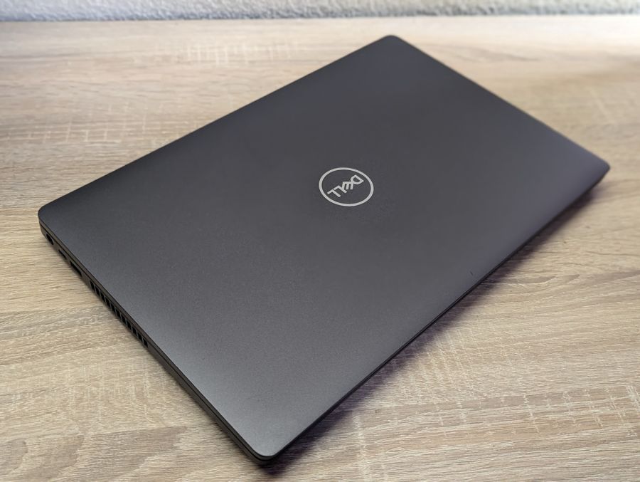 Уцінка! Ноутбук Б/В Dell Latitude 5500, Intel Core i5-8665U, DDR4 16 GB, SSD 256GB, 15.6" Full HD