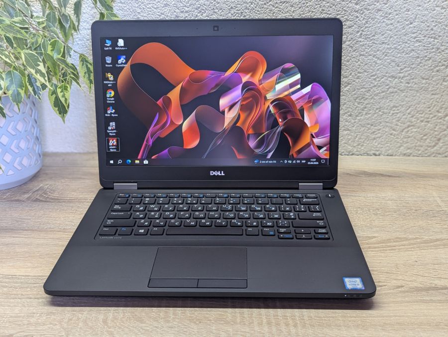 Ноутбук Б/В Dell Latitude E5470, Intel Core i5-6300U, DDR4 8 GB, SSD 128GB, 14" Full HD