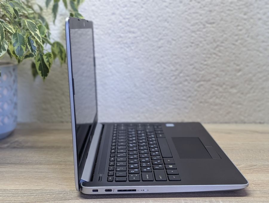 Уцінка! Ноутбук Б/В HP Laptop 14, Intel Core i3-7020U, DDR4 8 GB, SSD 128GB + HDD 1TB, 14" Full HD