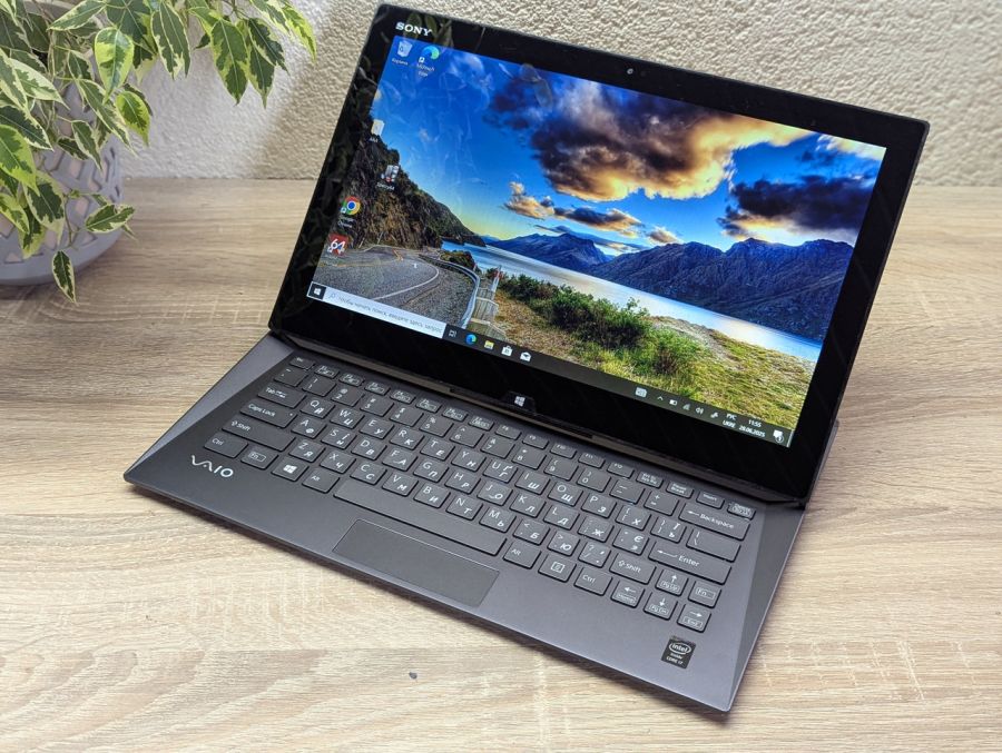 Ноутбук Б/В Sony VAIO, Intel Core i7-4500U, DDR3 8 GB, SSD 256GB, 14" Full HD Сенсор