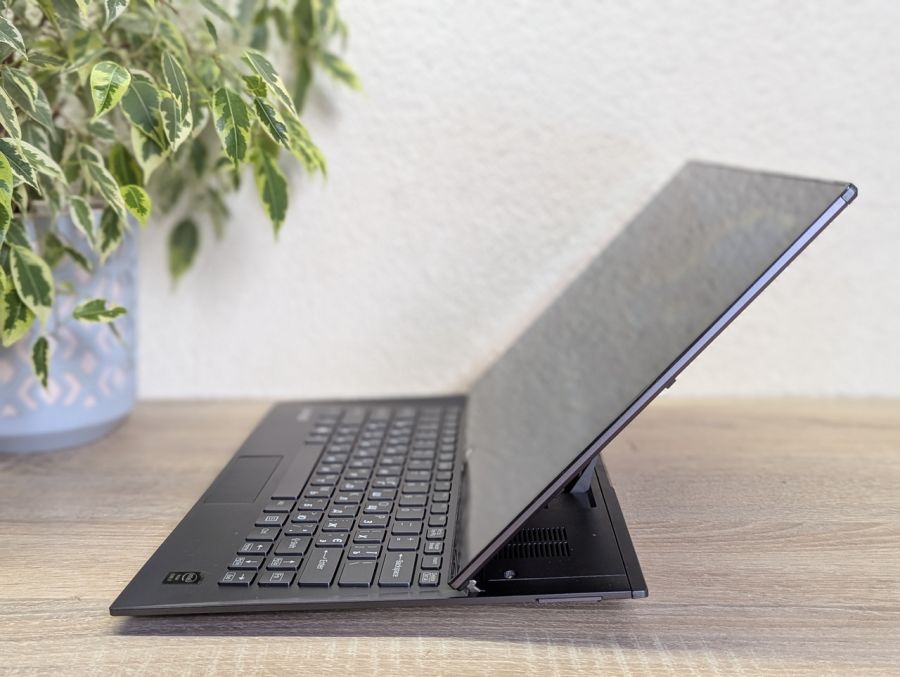 Ноутбук Б/В Sony VAIO, Intel Core i7-4500U, DDR3 8 GB, SSD 256GB, 14" Full HD Сенсор