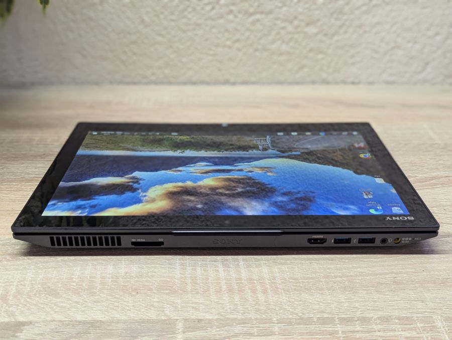 Ноутбук Б/В Sony VAIO, Intel Core i7-4500U, DDR3 8 GB, SSD 256GB, 14" Full HD Сенсор
