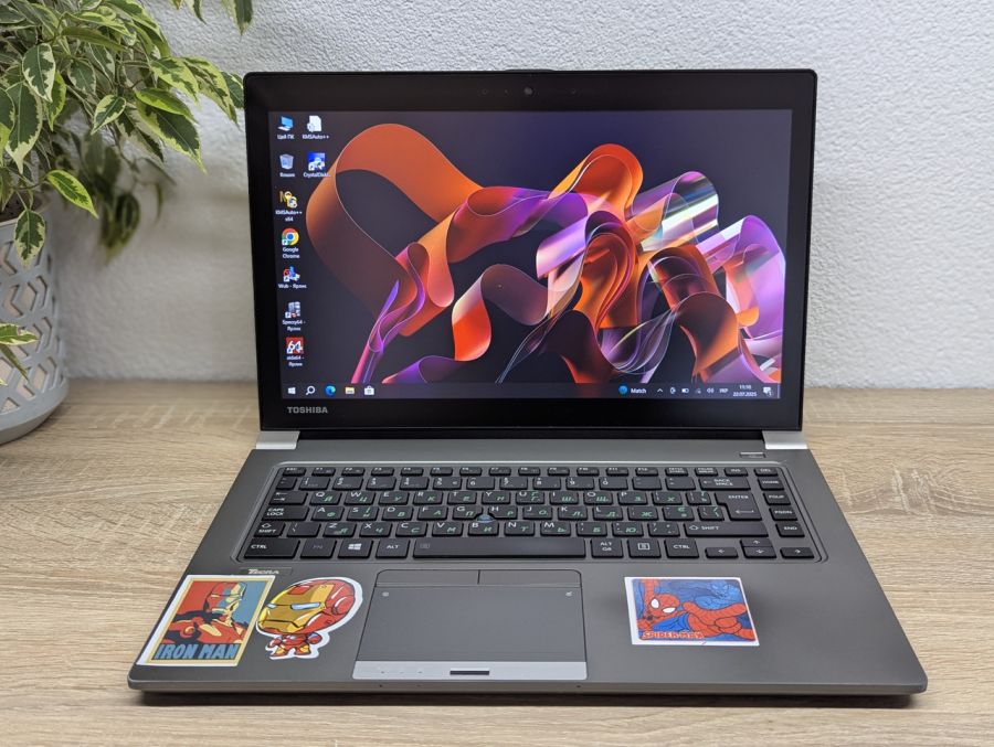 Уцінка! Ноутбук Б/В Toshiba Tecra Z40T-C, Intel Core i5-6300U, DDR3 8 GB, SSD 128GB, 14" Full HD Сенсор