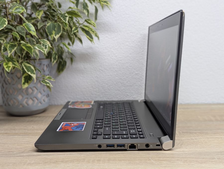 Уцінка! Ноутбук Б/В Toshiba Tecra Z40T-C, Intel Core i5-6300U, DDR3 8 GB, SSD 128GB, 14" Full HD Сенсор