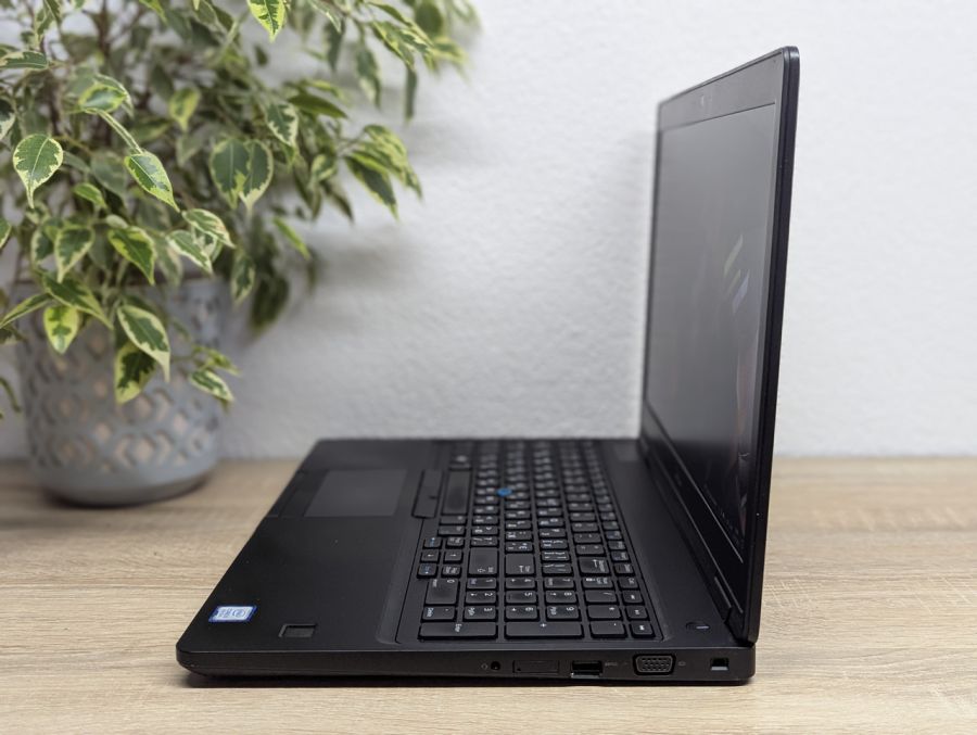 Ноутбук Б/В Lenovo ThinkPad E14, AMD Ryzen 3 5425U, DDR4 16 GB, SSD 256GB + 128 GB, AMD Radeon Graphics 1Gb, 14" Full HD
