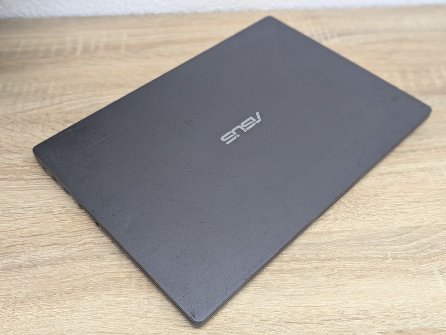 Уцінка! Ноутбук Б/В ASUS PRO P5440F, Intel Core i5-8265U, DDR4 16 GB, SSD 128GB + 500 GB, 14" Full HD
