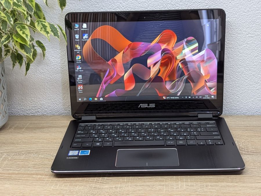 Уцінка! Ноутбук Б/В ASUS Vivobook Flip TP301UA, Intel Core i3-6100U, DDR3 8 GB, SSD 128GB, 13" Full HD Сенсор