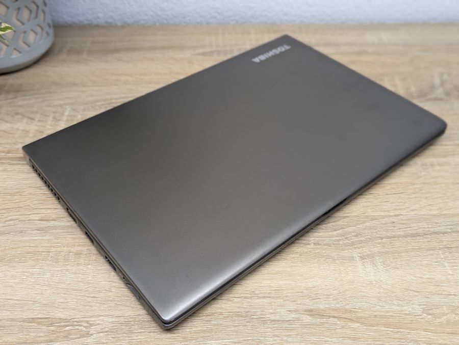 Ноутбук Б/В Toshiba Tecra Z40T-C, Intel Core i5-6300U, DDR3 16 GB, SSD 256GB, 14" Full HD Сенсор