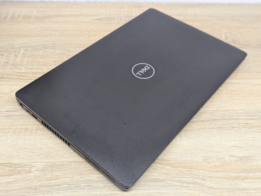 Уцінка! Ноутбук Б/В Dell Latitude 5501, Intel Core i5-9300H, DDR4 16 GB, SSD 256GB, 15.6" Full HD
