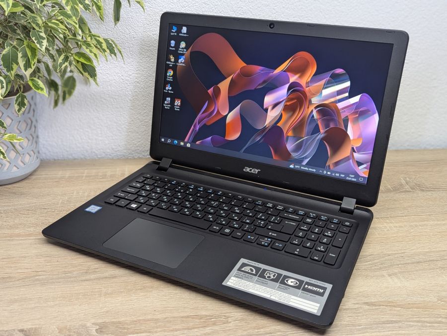 Ноутбук Б/В Acer Aspire ES1-572, Intel Core i5-7200U, DDR4 8 GB, SSD 128GB