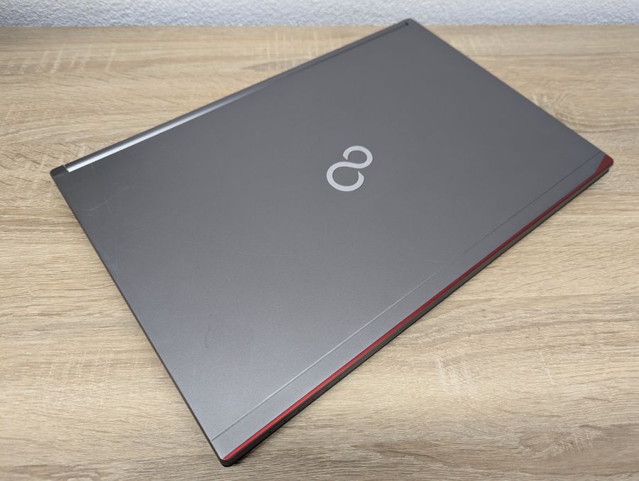 Ноутбук Б/В Fujitsu E756, Intel Core i7-6600U, DDR4 8 GB, SSD 256GB, 15.6" HD