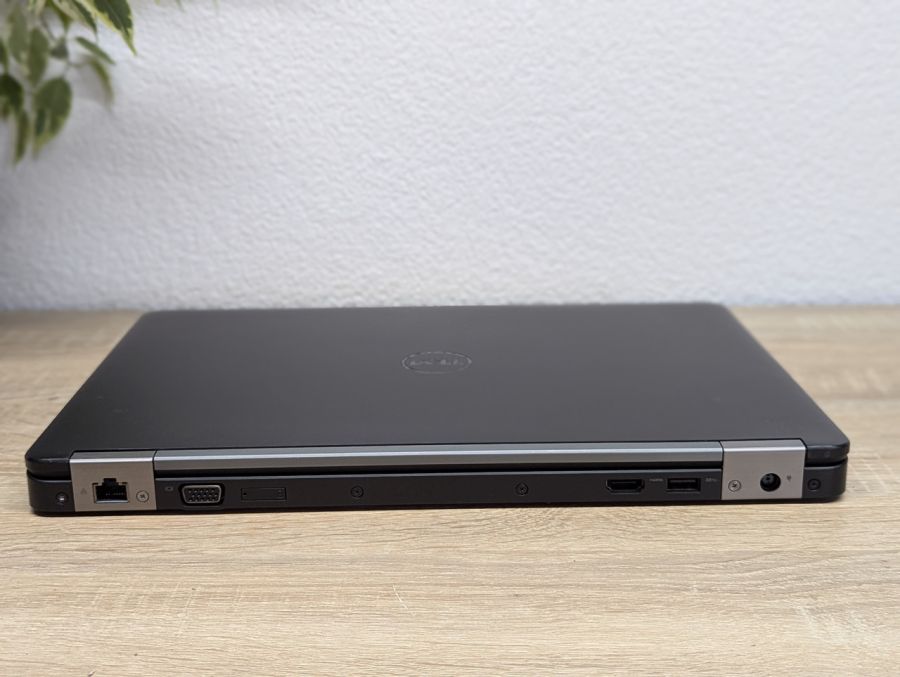 Ноутбук Б/В Dell Latitude E5470, Intel Core i5-6300U, DDR4 8 GB, SSD 256GB, 14" Full HD