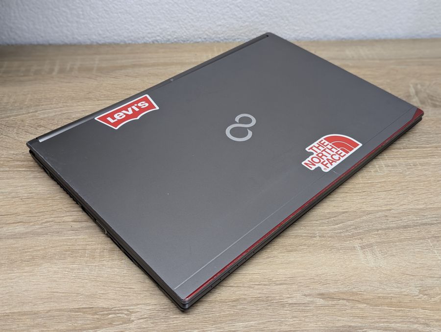 Уцінка! Ноутбук Б/В Fujitsu E756, Intel Core i5-6300U, DDR4 8 GB, SSD 256GB, 15.6" Full HD