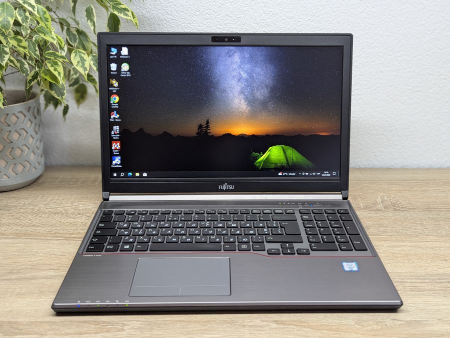 Уцінка! Ноутбук Б/В Fujitsu E756, Intel Core i5-6300U, DDR4 8 GB, SSD 256GB, 15.6" Full HD