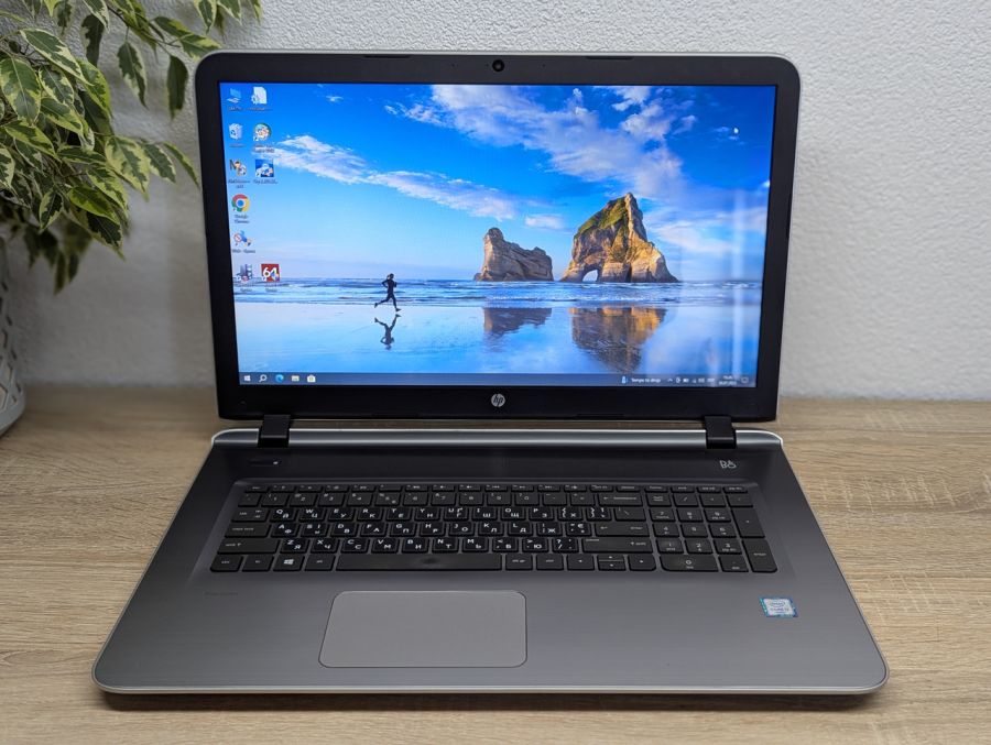 Ноутбук Б/В HP Pavilion 17 Notebook, Intel Core i3-6100U, DDR3 8 GB, SSD 256GB, 17" HD
