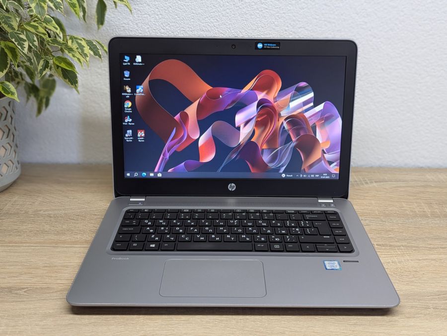 Уцінка! Ноутбук Б/В HP ProBook 440 G4, Intel Core i3-7100U, DDR4 8 GB, SSD 256GB + SSD 500GB, 14" HD