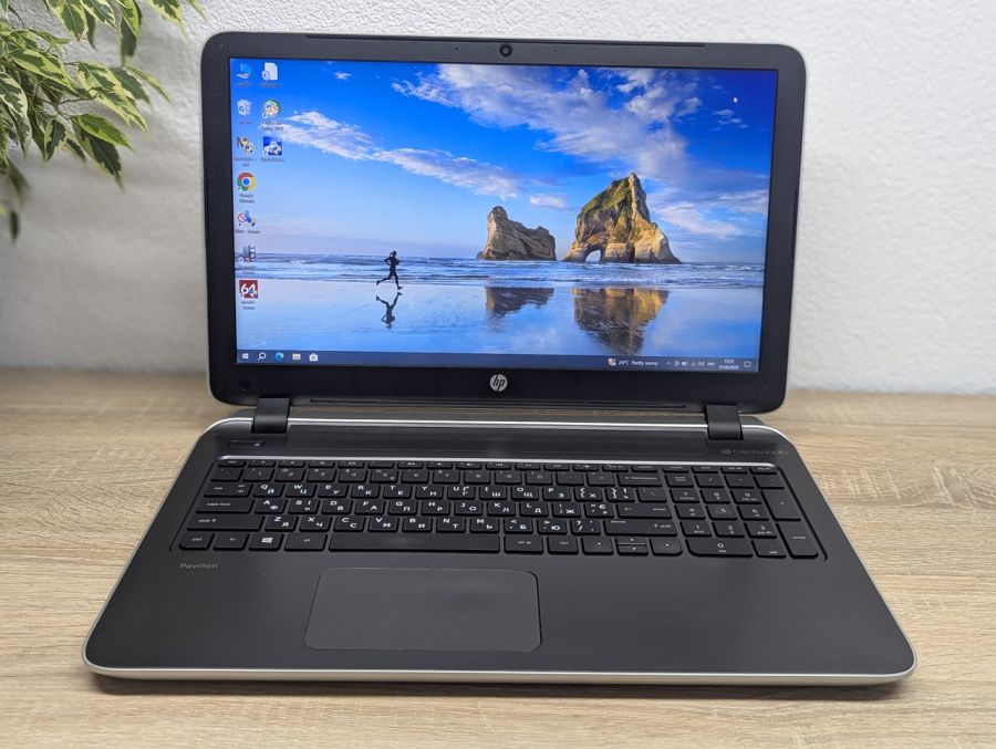 Ноутбук Б/В HP Pavilion 15, AMD A8-6410, DDR3 8 GB, SSD 128GB, AMD Radeon R5 Graphics 1Gb, 15.6" Full HD